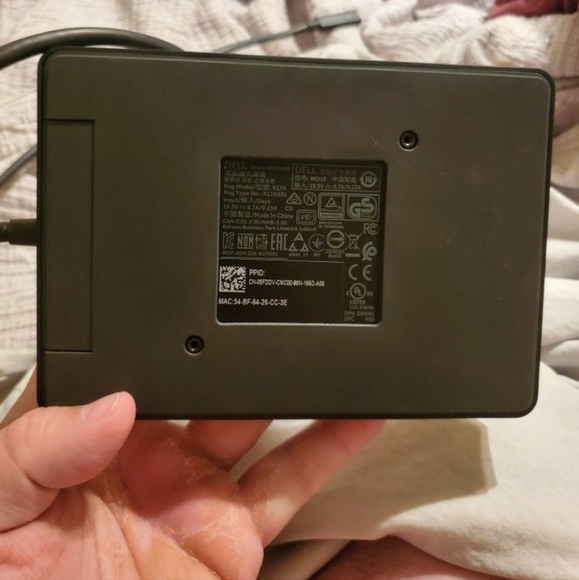 Dell 4k WD15 Portable Docking Station with 130 watt USB C Adapter - Picture 3 of 7